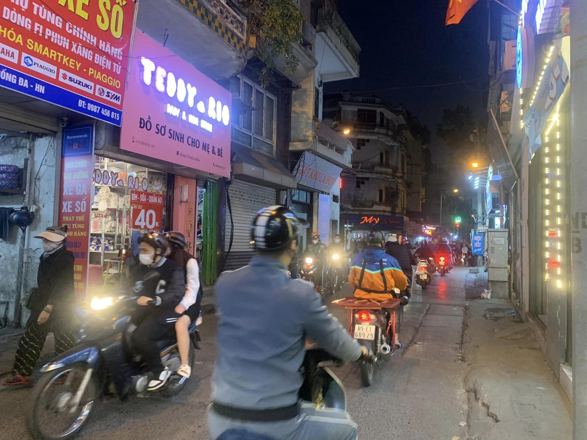 Bán nhà MP Hồ Đắc Di, Đống Đa 50m2x4Tầng, lô góc 2 mặt đường, kinh doanh, vỉa hè, sát hồ, giá 12,95 tỷ