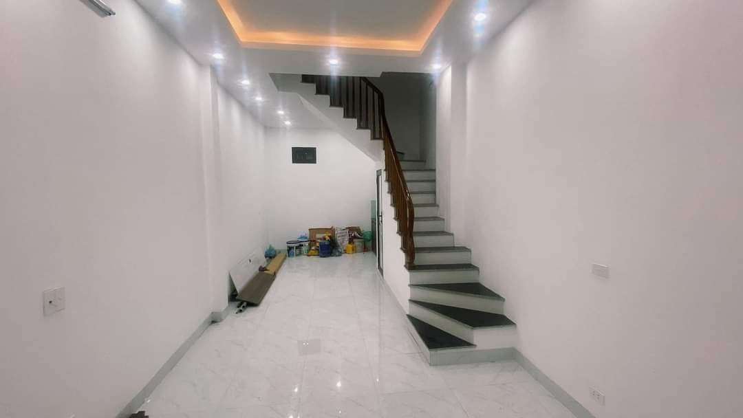Nhà Đẹp Ở Ngay Dịch Vọng – Cầu Giấy, Mặt Tiền 5M, Diện Tích 36m2 X 5 Tầng, Giá 4.2 Tỷ