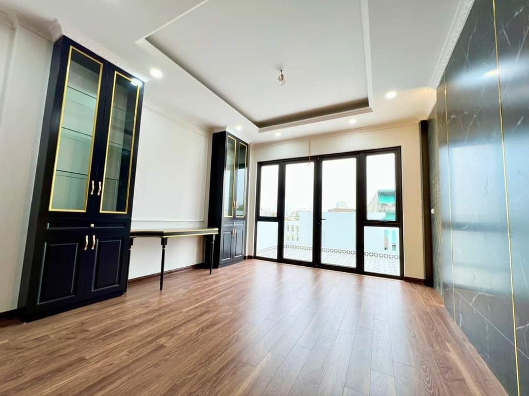 Bán Nhà Đường Tân Mai 76m2 Ô Tô Kinh Doanh 12.5 tỷ