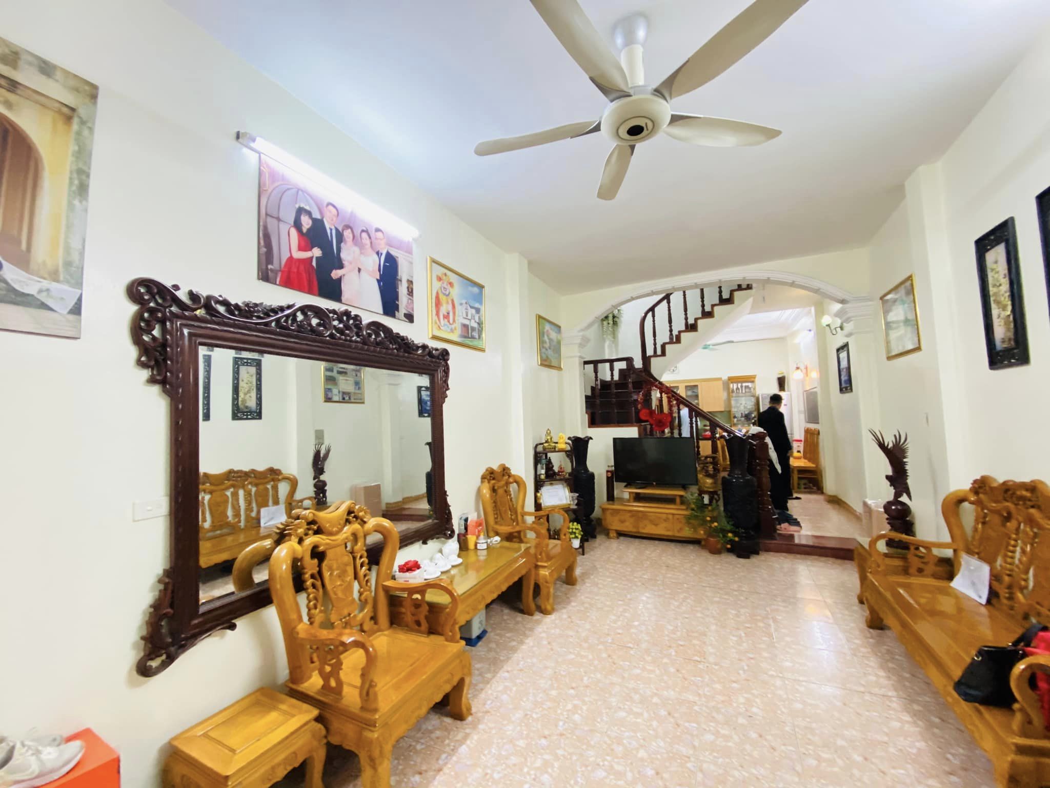 Cần bán nhà riêng Yên Hòa, Cầu Giấy. Cách ôtô tránh 30m. DT 48m2*5T. Giá 6,5tỷ.