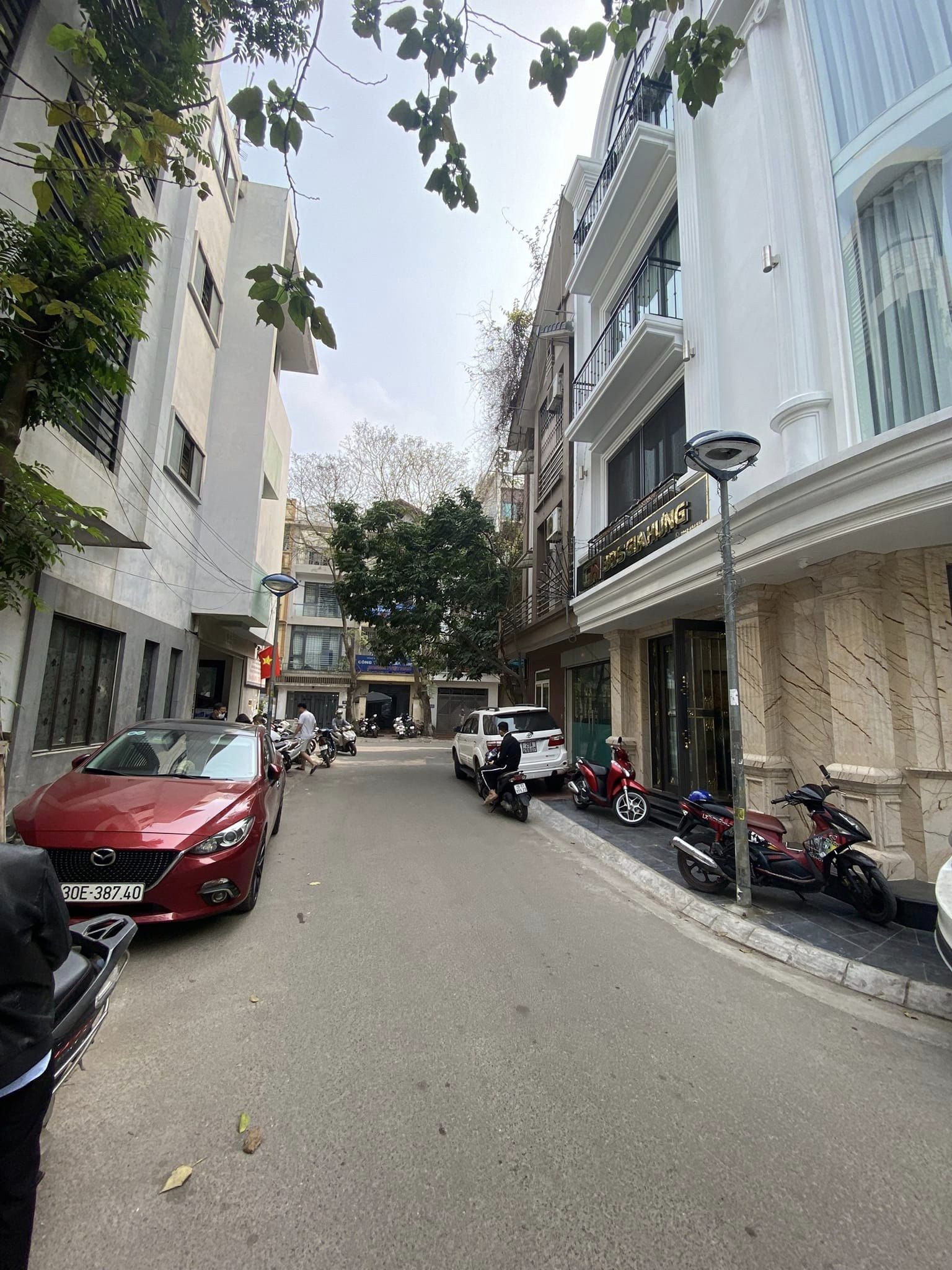 BÁN NHÀ VĂN QUÁN HÀ ĐÔNG CHỜ THANG MÁY Ô TÔ TRÁNH KD 76M2 GIÁ 11 TỶ