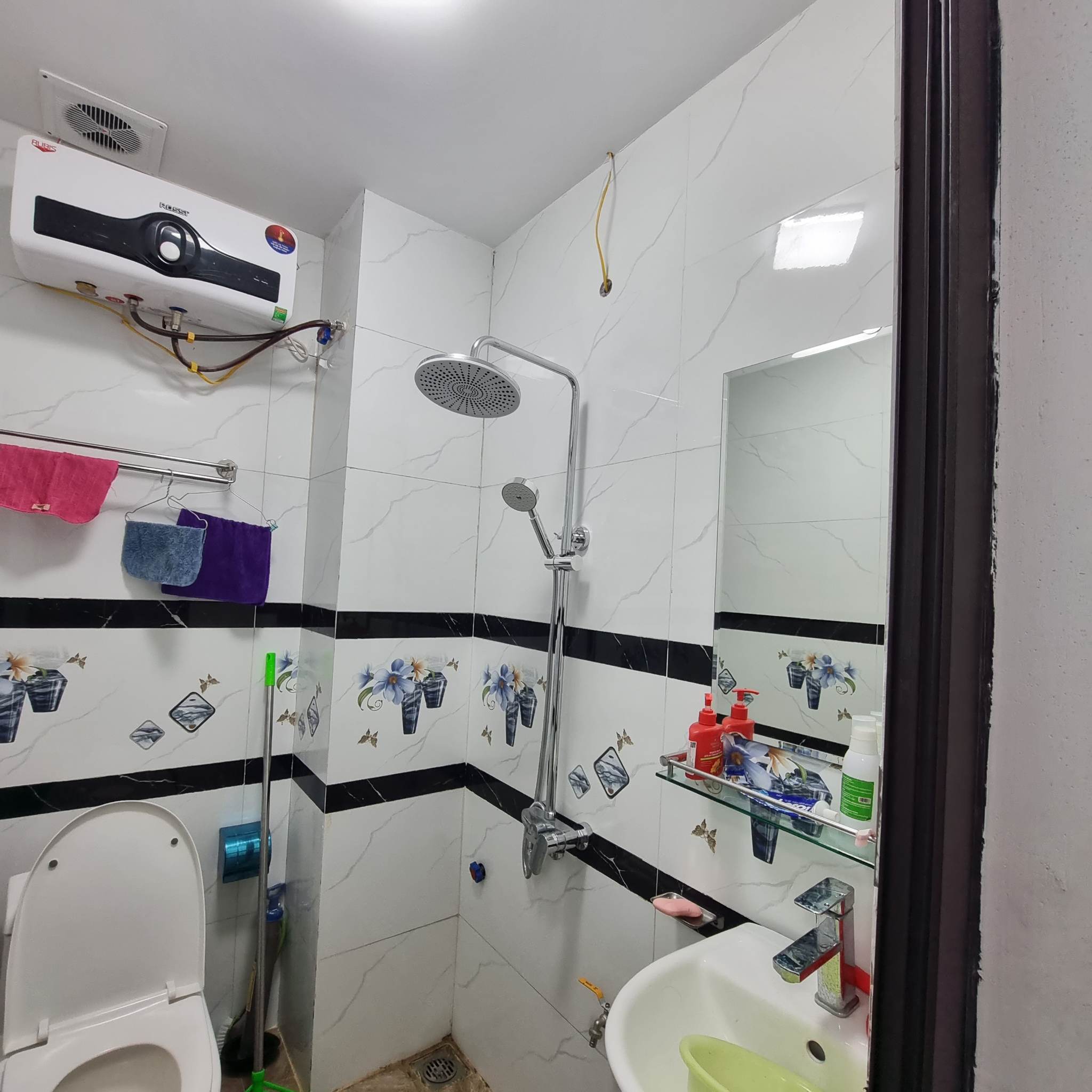 Bán đất tặng nhà phố Tô Hiệu, HÀ ĐÔng Lô góc, ô tô ,kinh doanh 50m – 5 tỷ