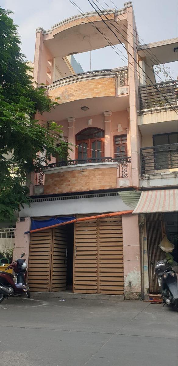 Nhà 1 Trệt 2 Lầu Sân Thượng XÓM CHIẾU QUẬN 4 Đường Trước Nhà 10m