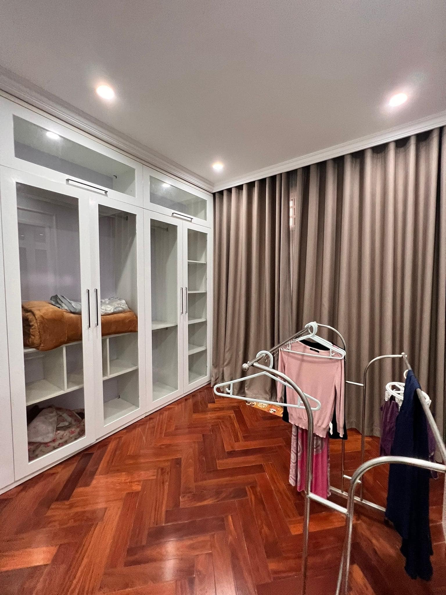 Bán nhà Lò Đúc Hai Bà Trưng 39/41 m2 C4 MT 1/4.5m giá 3.25 tỷ