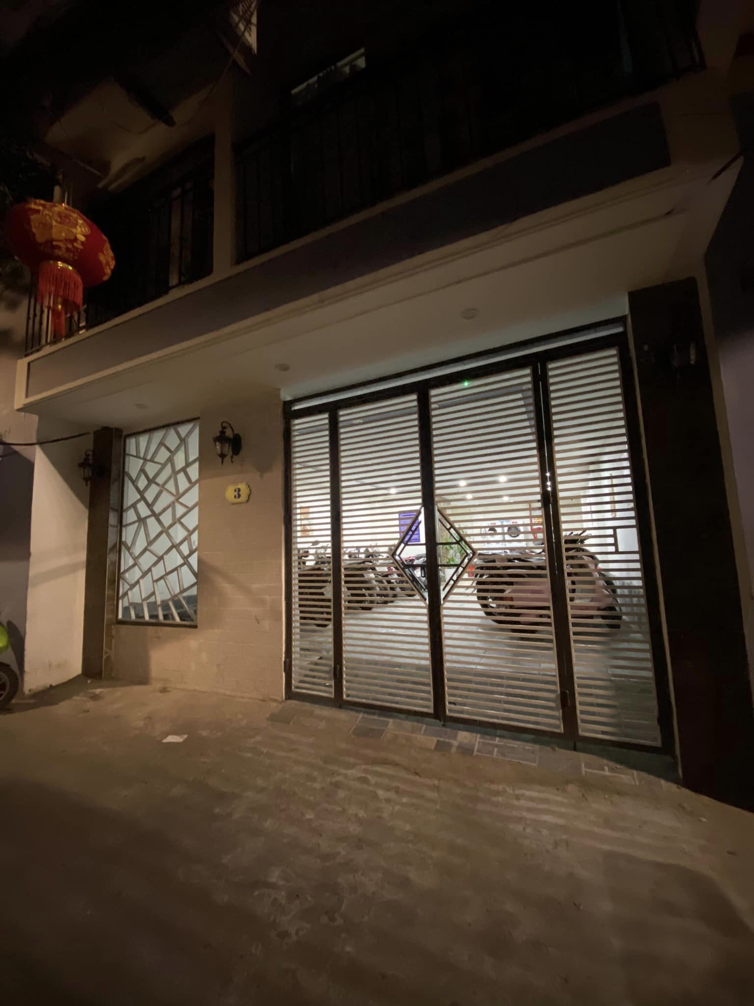 BÁN CCMN 8 TẦNG THANG MÁY PHỐ KHÂM THIÊN ĐỐNG ĐA DOANH THU 130TR/THÁNG LH 0944645553