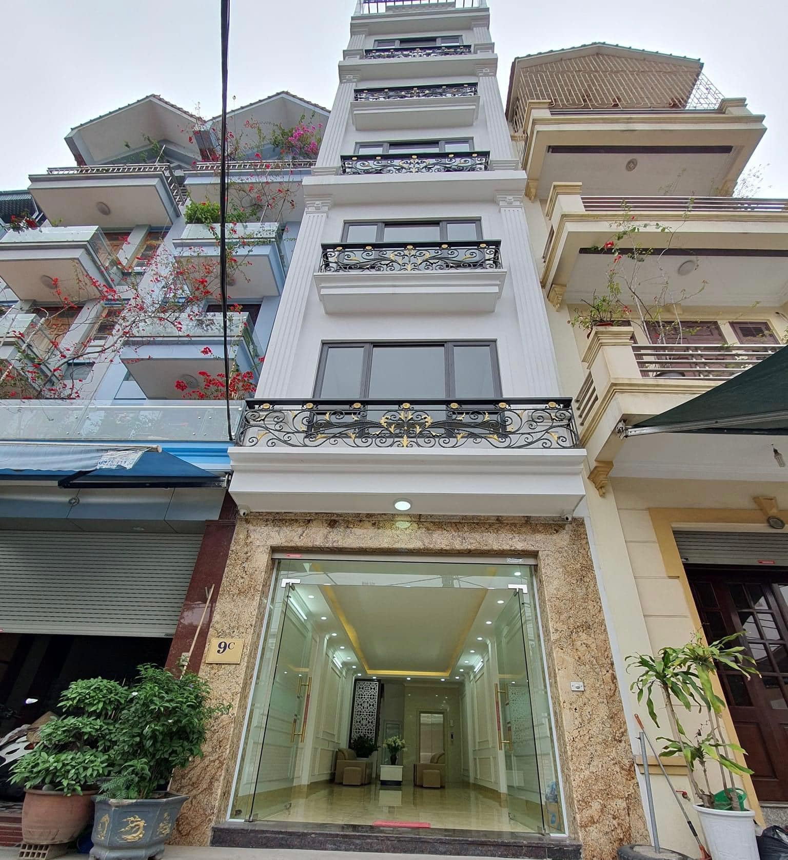 Phạm Thận Duật, Quận Cầu Giấy- 6T thang máy, vỉa hè, kinh doanh, 48m2, giá 10.5 tỷ