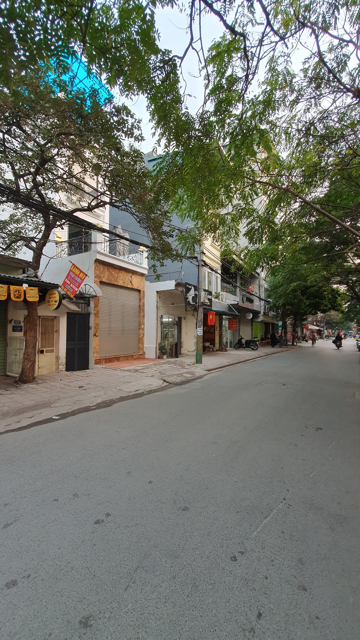 BÁN NHÀ PHỐ KHƯƠNG TRUNG THANH XUÂN 60M 5 TẦNG MT 5M GIÁ 12 TỶ LH 0944645553