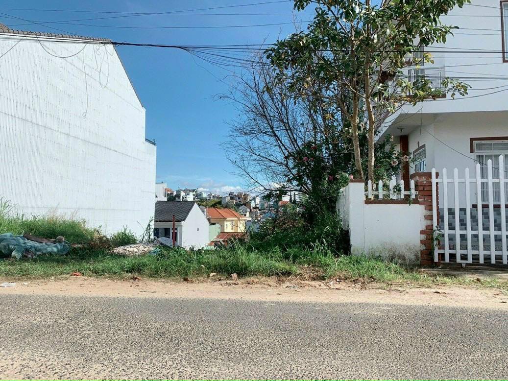 Hạ giá bán gấp đất KQH Ngô Quyền P6 Đà Lạt