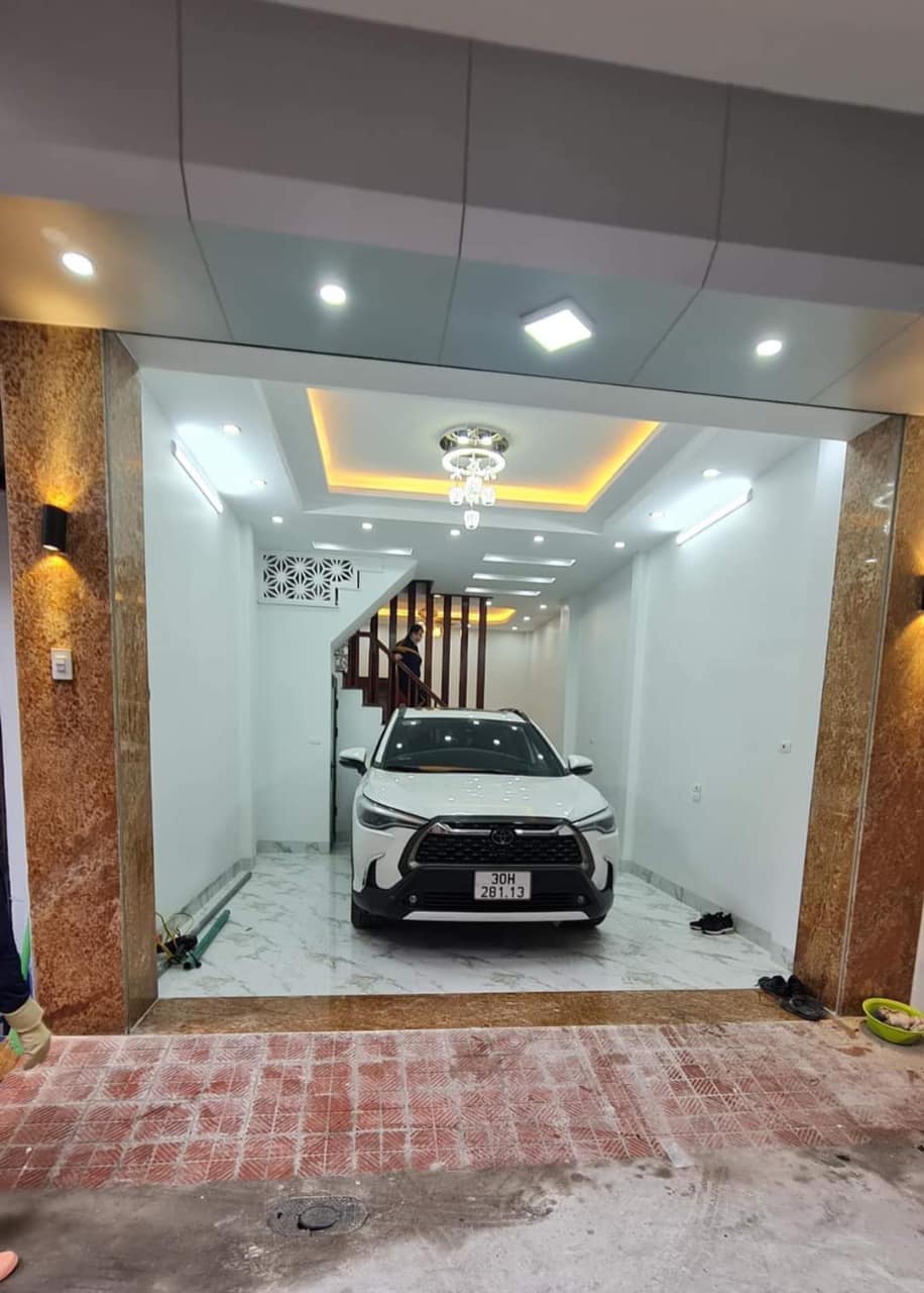 Bán nhà Nguyễn Văn Tuyết, Đống Đa, Ô TÔ, 60m2, giá 9.5 tỷ.