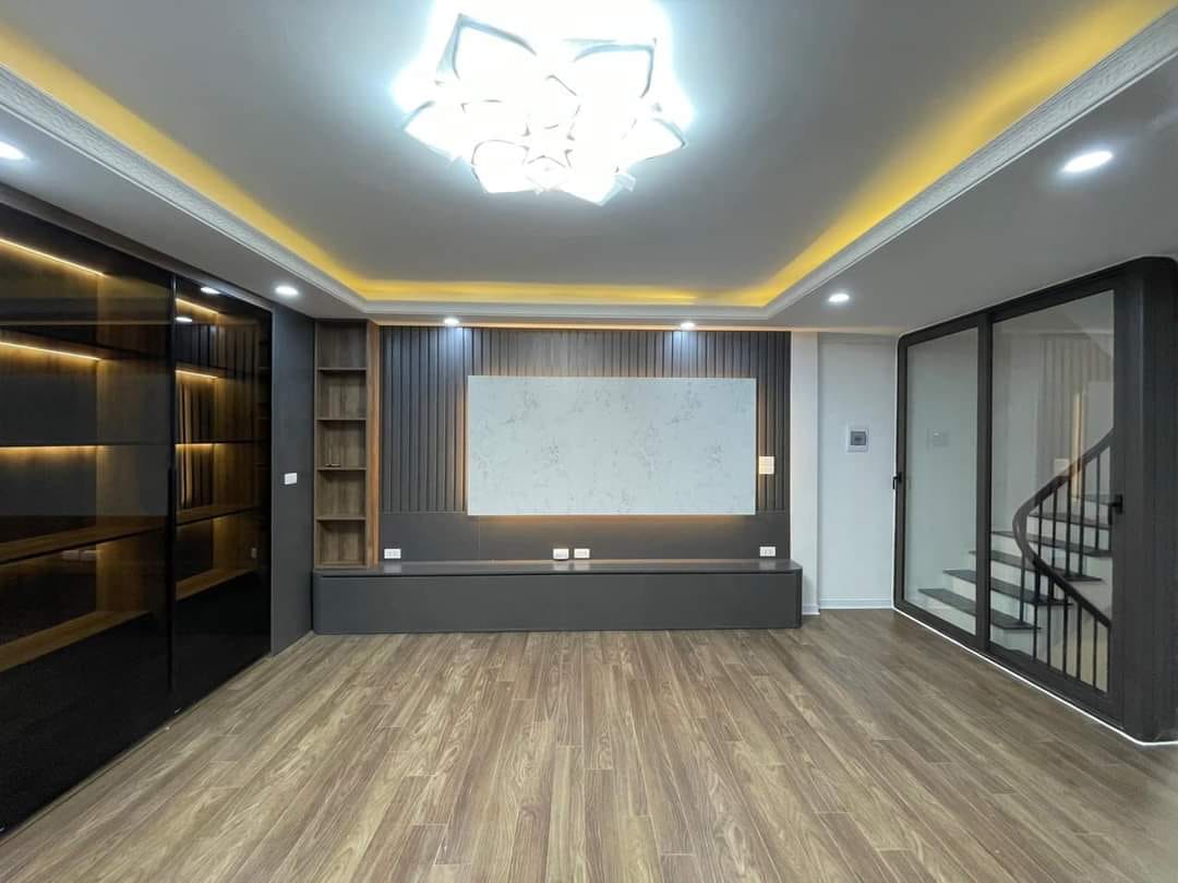 Bán nhà ngõ 27 Xã Đàn 45m ô tô- Lô góc- thang Máy hơn 8 tỷ