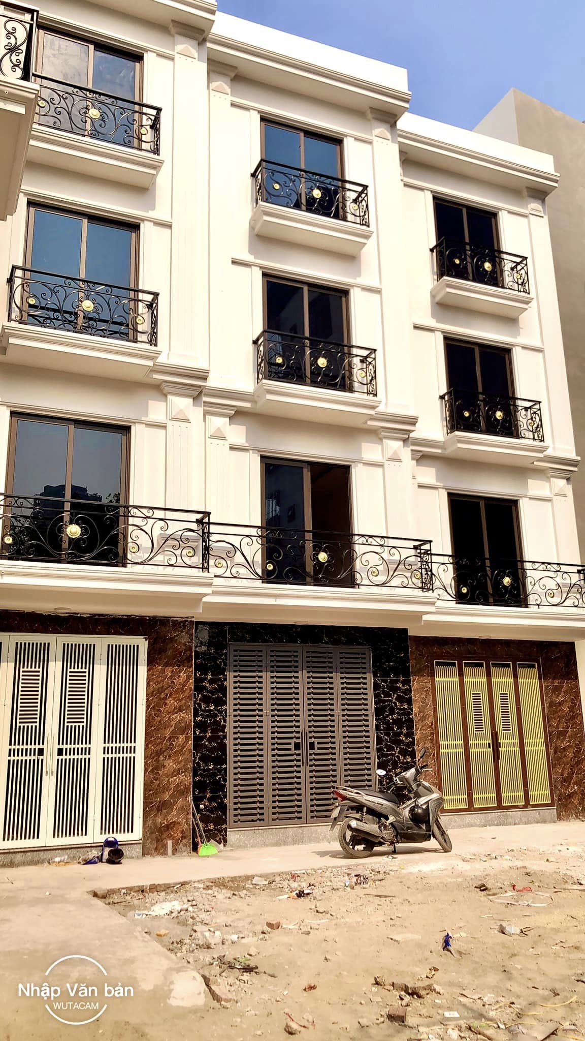 Bán nhà Ngọc Trục - Từ Liêm 5 tầng x 32m2 x 3,15 tỷ. Vị trí đẹp di chuyển thuận tiện vào Mỹ Đình. Nhà mới xây phong cách hiện đại