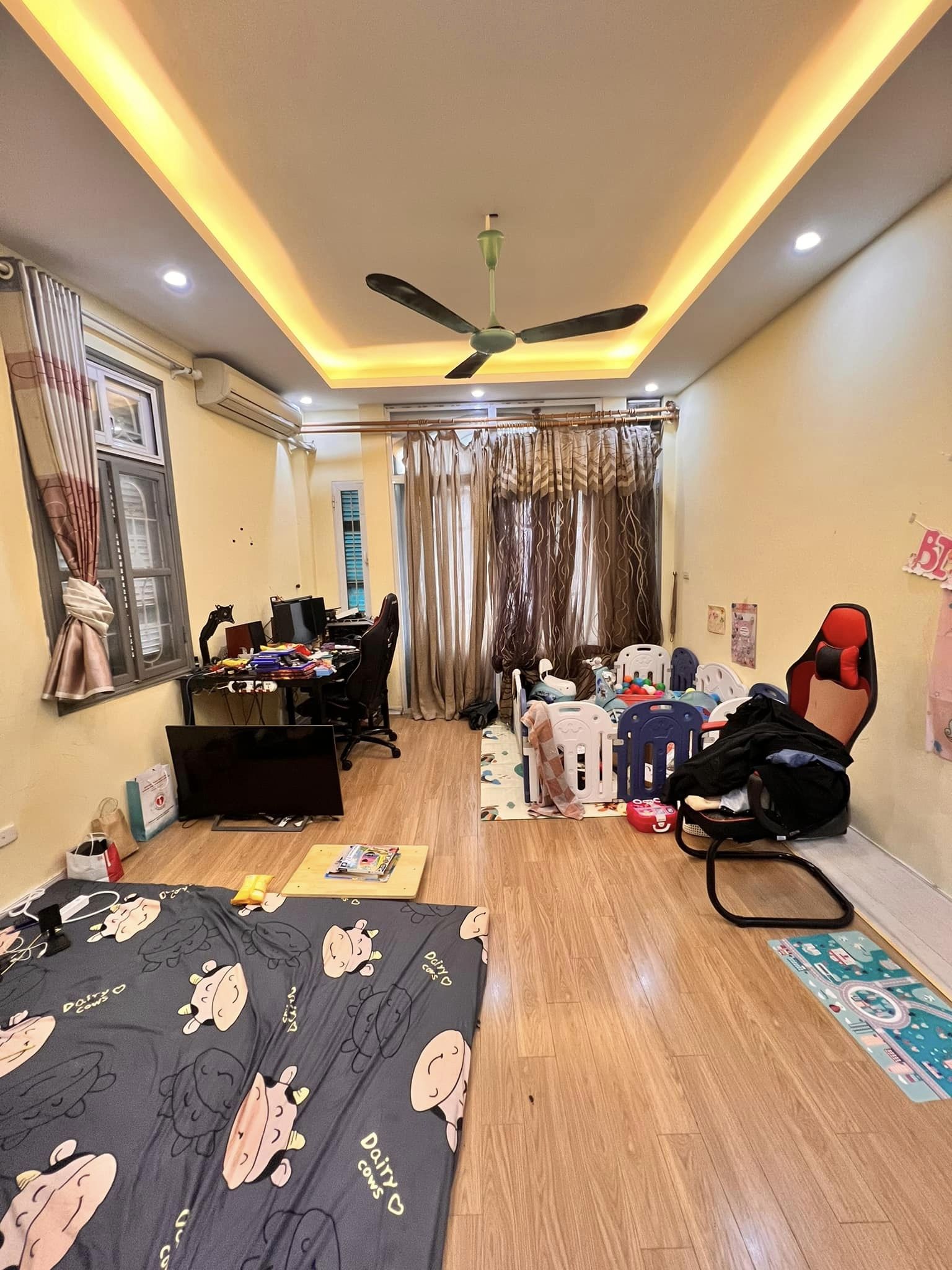 BÁN NHÀ, KHÂM THIÊN, ĐỐNG ĐA, HÀ NỘI, DIỆN TÍCH 41M2, MẶT TIỀN 3M, LÔ GÓC, KINH DOANH