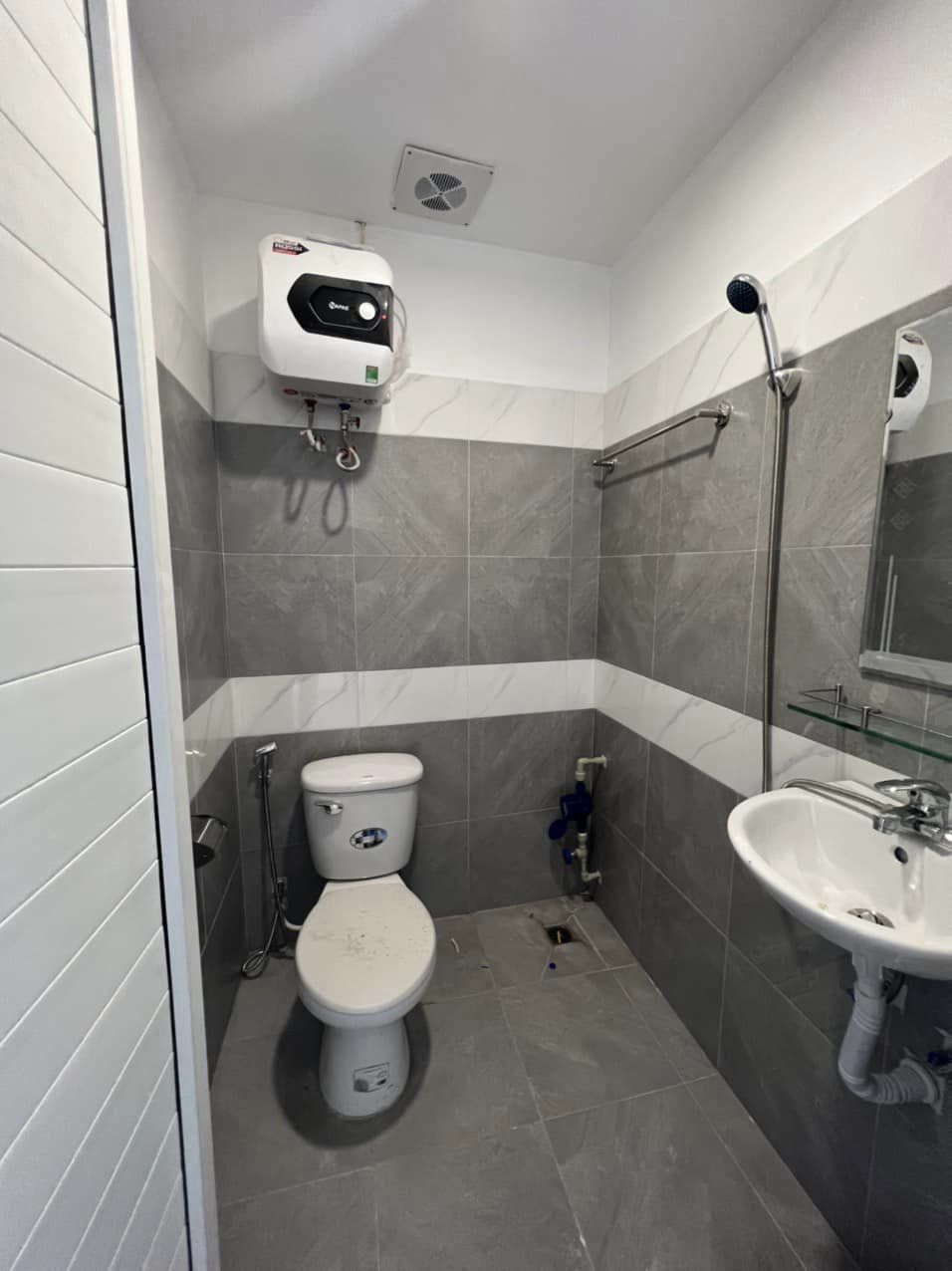 Tòa CCMN Phố Thái Hà, 55m2, 6 tầng, giá 7.9 tỷ, gần phố, 10 phòng full nội thất cho thuê