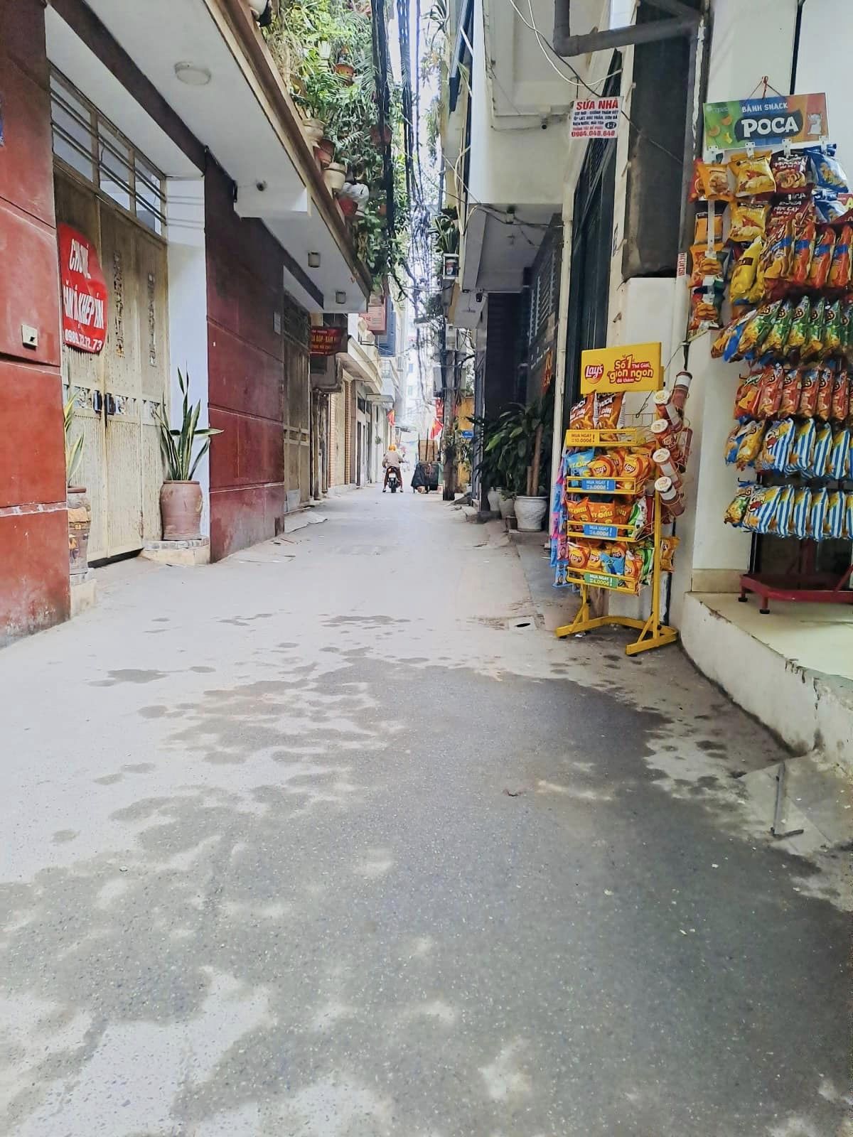 BÁN NHÀ PHỐ VÕNG THỊ TÂY HỒ 5 TỶ, GẦN Ô TÔ