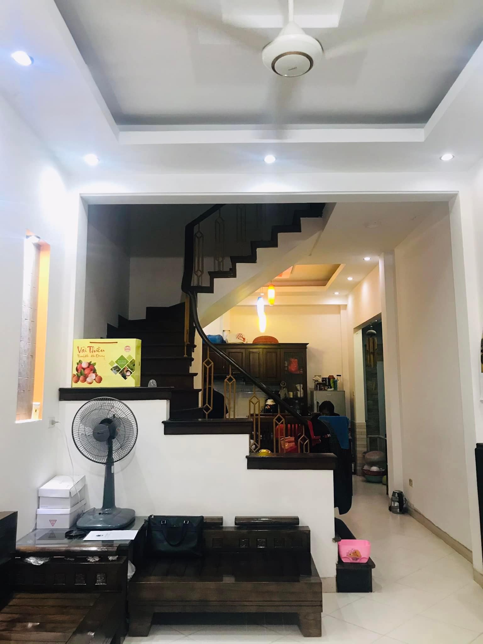 NHÀ KHƯƠNG ĐÌNH ĐẸP Ở NGAY - NGÕ NÔNG, GẦN PHỐ - CHỦ TỰ XÂY TÂM HUYẾT