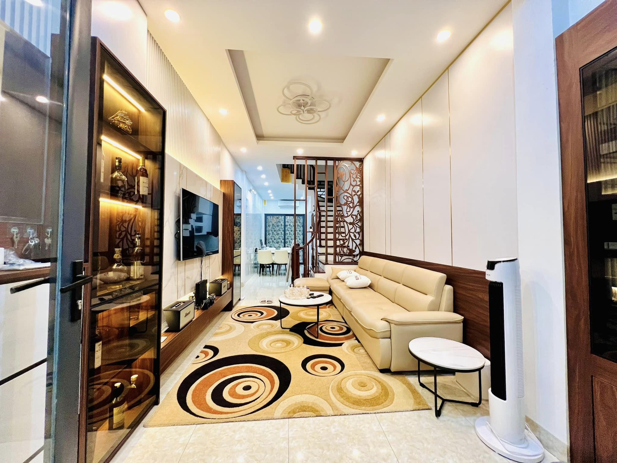 BÁN NHÀ XÃ ĐÀN, ĐỐNG ĐA, NHÀ ĐẸP, Ô TÔ 10M, 56M2 5 TẦNG, GIÁ 6.5 TỶ