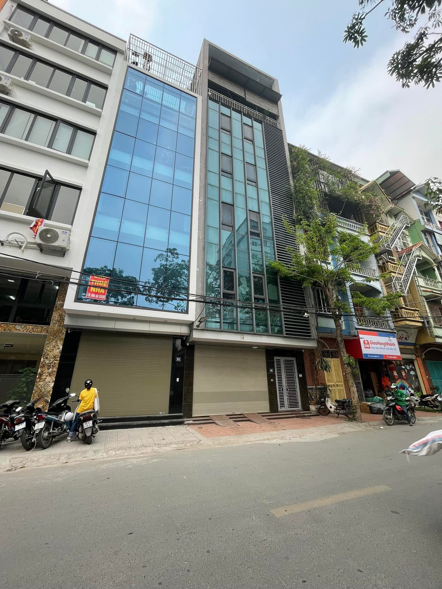 Bán nhà Phân Lô Đỗ Quang – Cầu Giấy 78m2 mt 5m xây 8 tầng thang máy