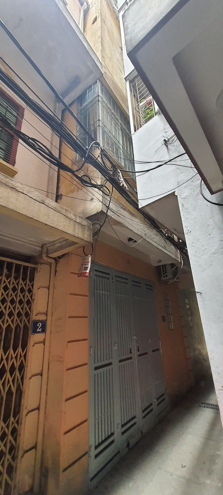 Bán nhà sổ riêng, diện tích nhỏ hiếm tại Khương Trung, Thanh Xuân - 15m2 4 tầng - 1.93 tỷ