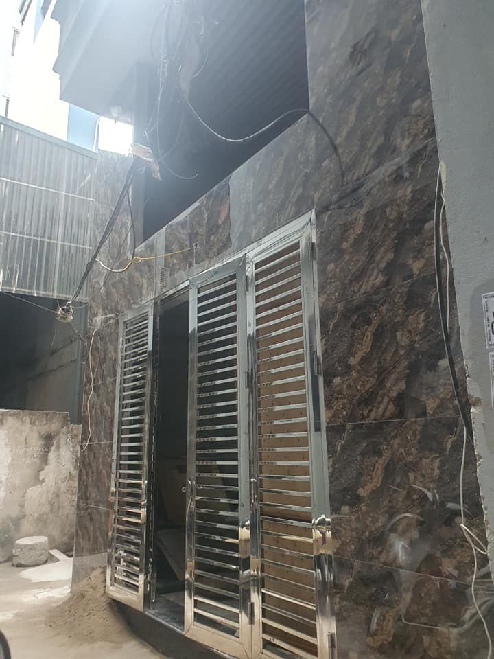 NHÀ LÔ GÓC - CÁCH ĐƯỜNG 2 ÔTÔ TRÁNH NHAU 15M. TRƯỚC CỬA 3 GÁC ĐUA. THIẾT KẾ LÀ CCMN 7 TẦNG THANG MÁY. 12P KHÉP KÍN FULL NỘI THẤT