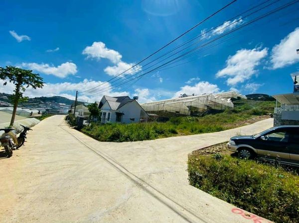 CẦN BÁN NHANH LÔ ĐẤT NAM HỒ PHƯƠNG 11 ĐÀ LẠT