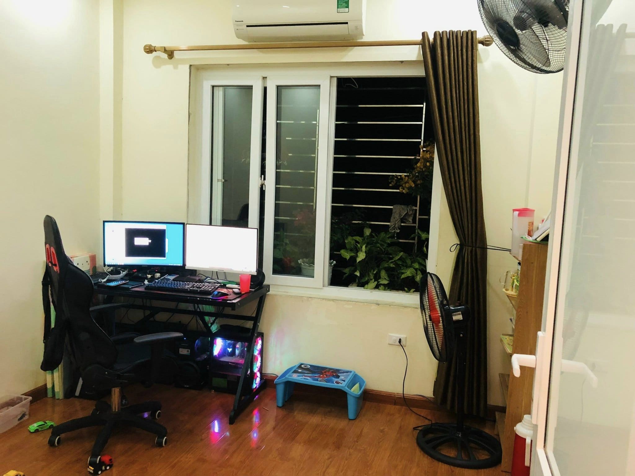 HIẾM- 2.79 tỷ có nhà 4 tầng đẹp, ở ngay tại Phú Diễn, Bắc Từ Liêm