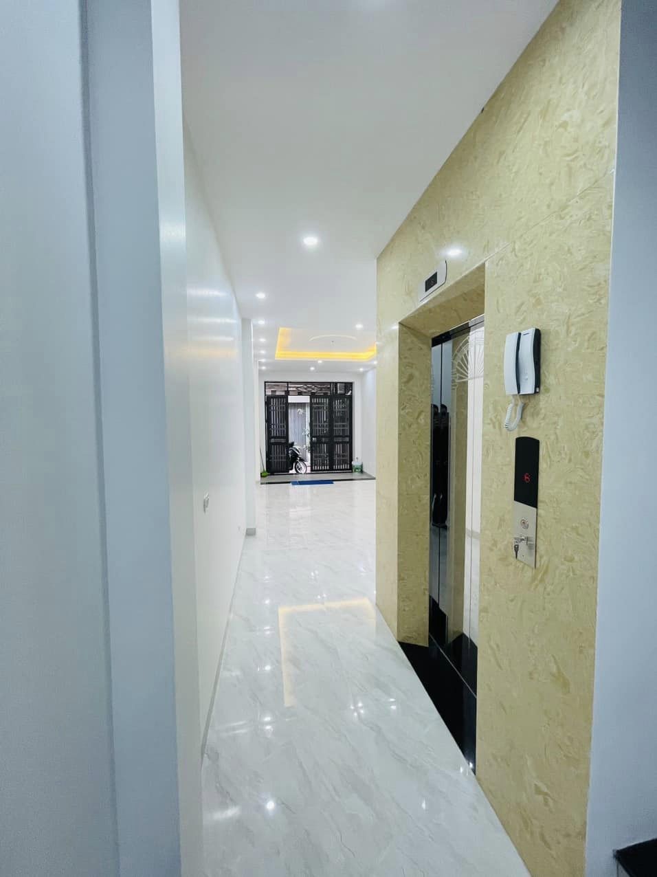 Bán nhà khu Yên Lãng, Đống Đa, 58m2 x 6 tầng thang máy, nhà mới ở luôn, thoáng trước sau, 10.3 tỷ