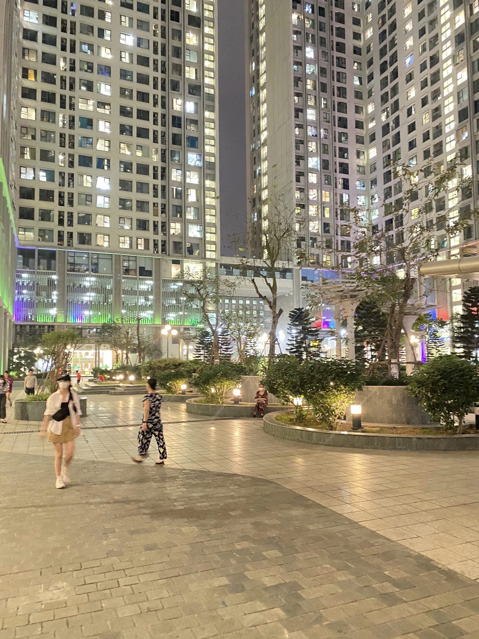 CHUNG CƯ CAO CẤP - MẶT ĐƯỜNG - NHIỀU TIỆN ÍCH- ECO GREEN NGUYỄN 286 NGUYỄN XIỂN. DT 67M GIÁ NHỈNH 2 TỶ.