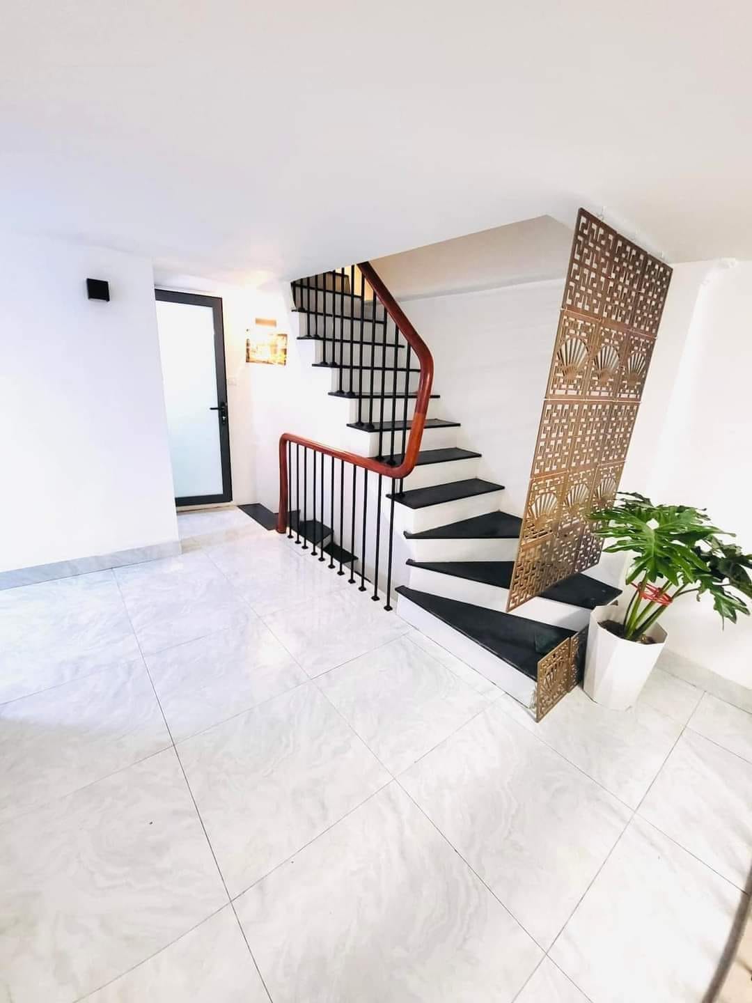 BÁN NHÀ TRUNG TÂM KHƯƠNG THƯỢNG - NGÕ RỘNG THOÁNG - KINH DOANH TỐT - ĐẦY ĐỦ TIỆN ÍCH