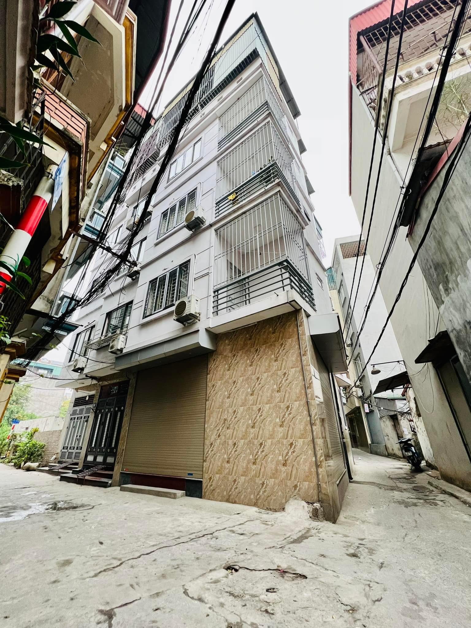 SIÊU HIẾM BÁN NHÀ LÔ GÓC 50M2, VỊ TRÍ ĐẸP, 5 tầng, CHỦ TẶNG NỘI THẤT VIP ở ngay 0904.688.633