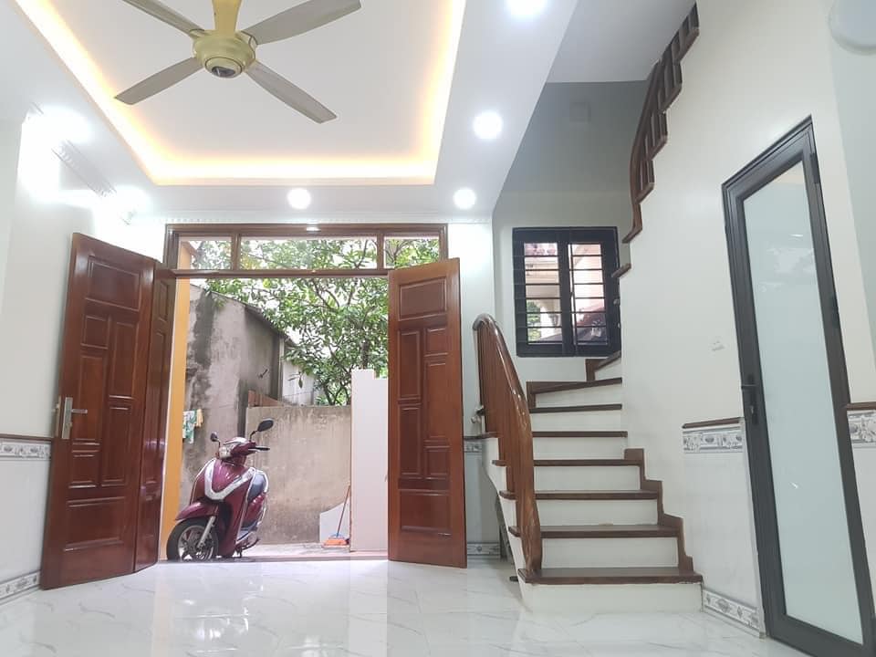 Bán nhà Yên Hòa: 2 mặt thoáng view đẹp, an sinh đỉnh, Trung tâm Cầu Giấy. 35m2x5T Giá: 4.64 tỷ