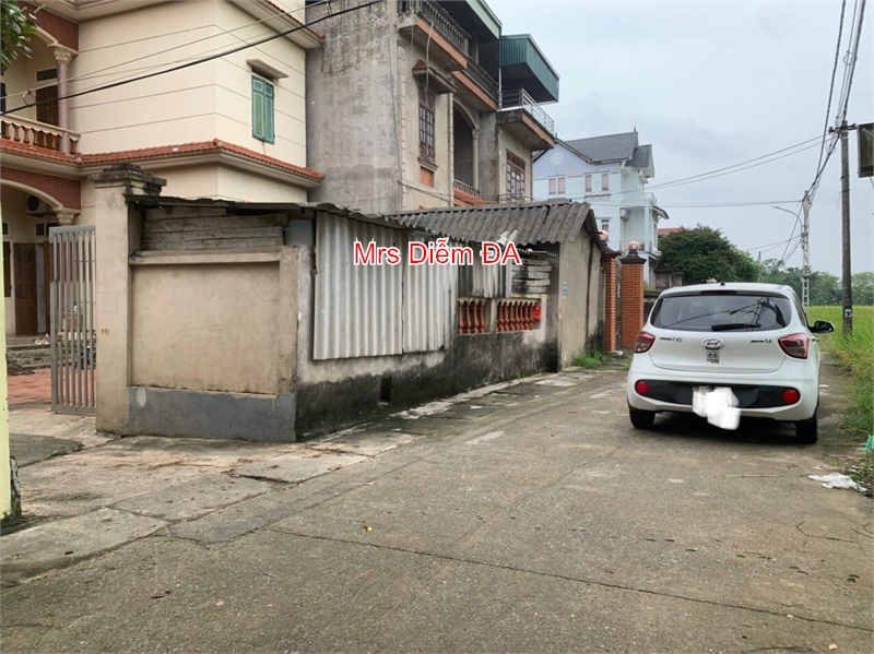 Chỉ 2 tỷ, Mrs Diễm cần bán 43.3m đất đẹp trung tâm Đài Bi, Uy Nỗ, Đông Anh