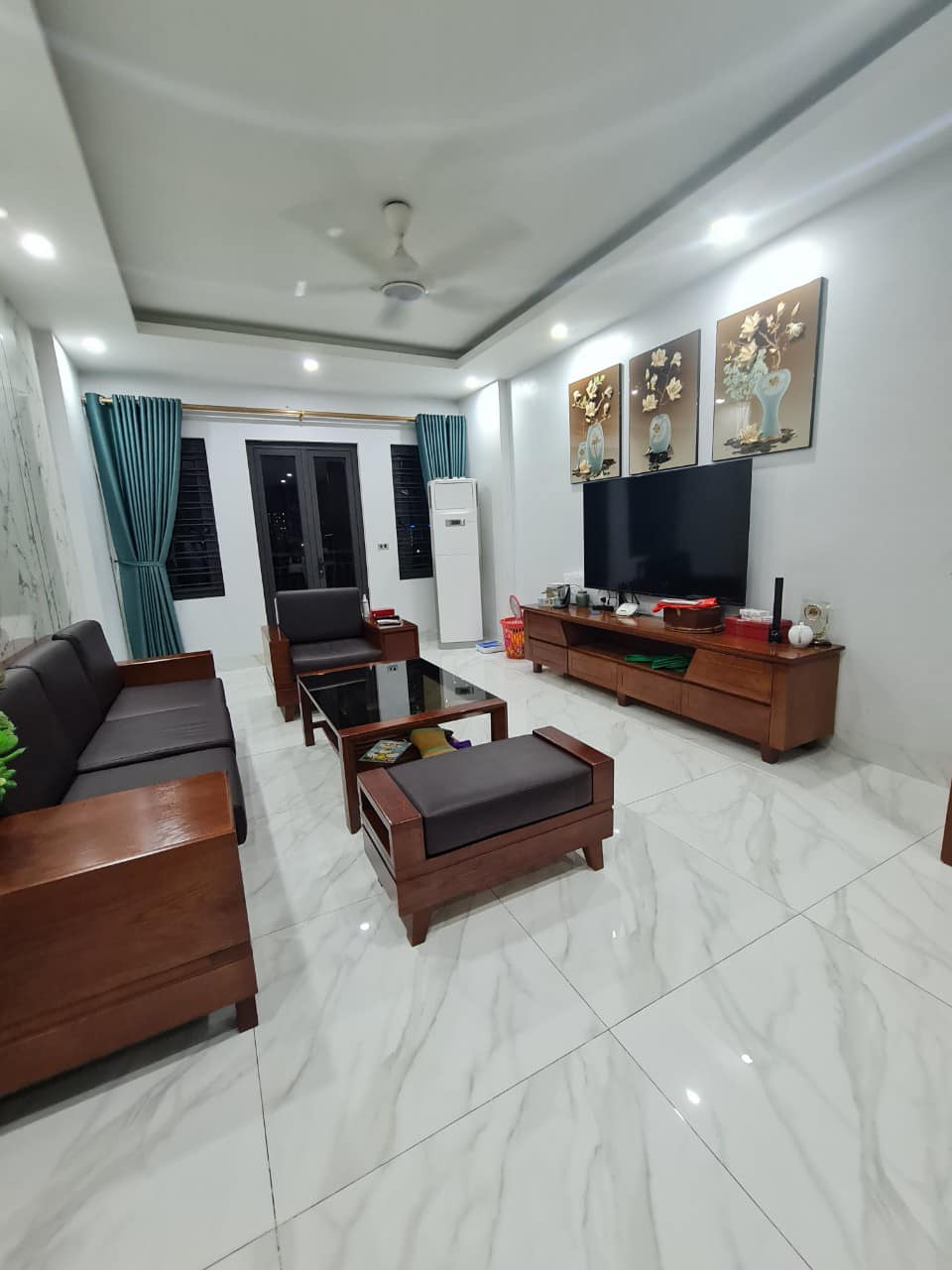 BÁN NHÀ 5 TẦNG 60M2 MẶT TIỀN 6 MÉT KHU PHÂN LÔ ĐỐNG ĐA, ĐƯỜNG Ô TÔ THÔNG, NHÀ ĐẸP Ở NGAY.