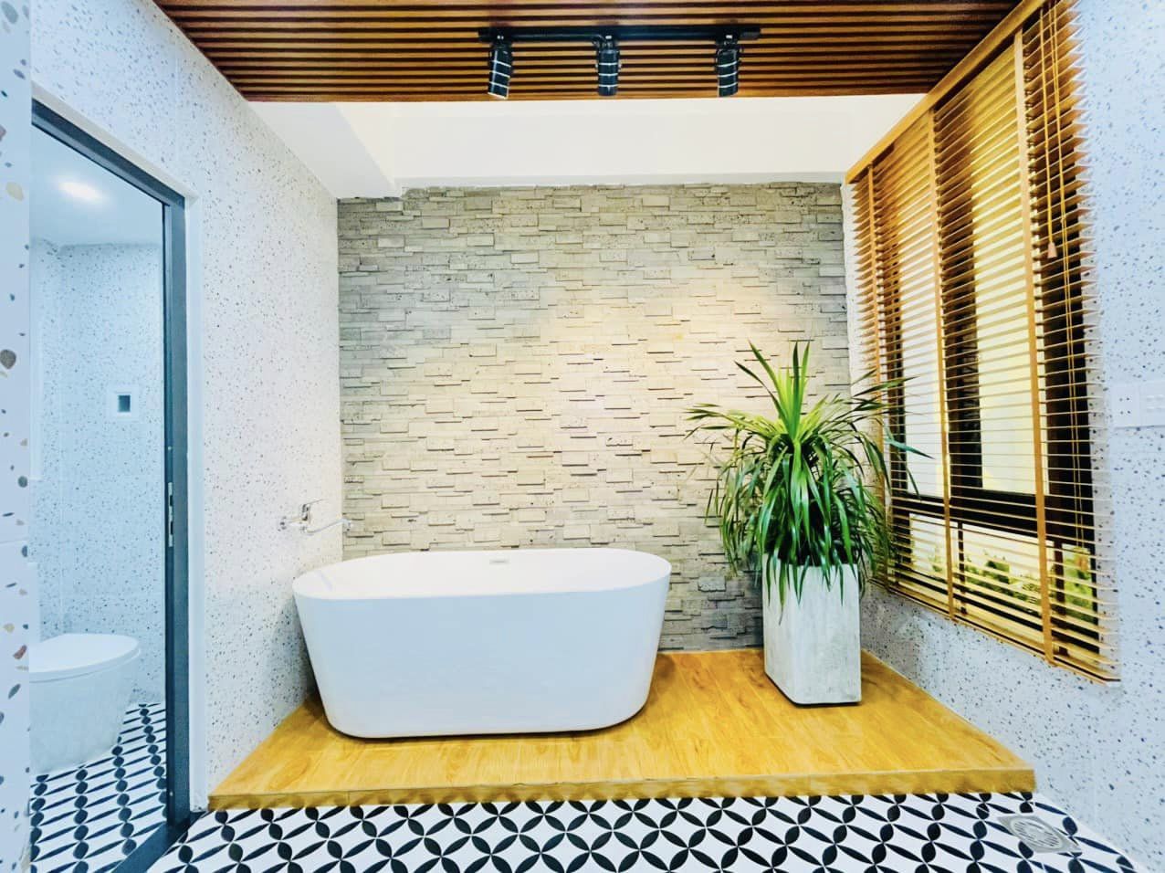 Bán nhà đẹp Thống Nhất 6 tầng 4x12.5 chỉ 10.99 tỷ Phường 11 Gò Vấp