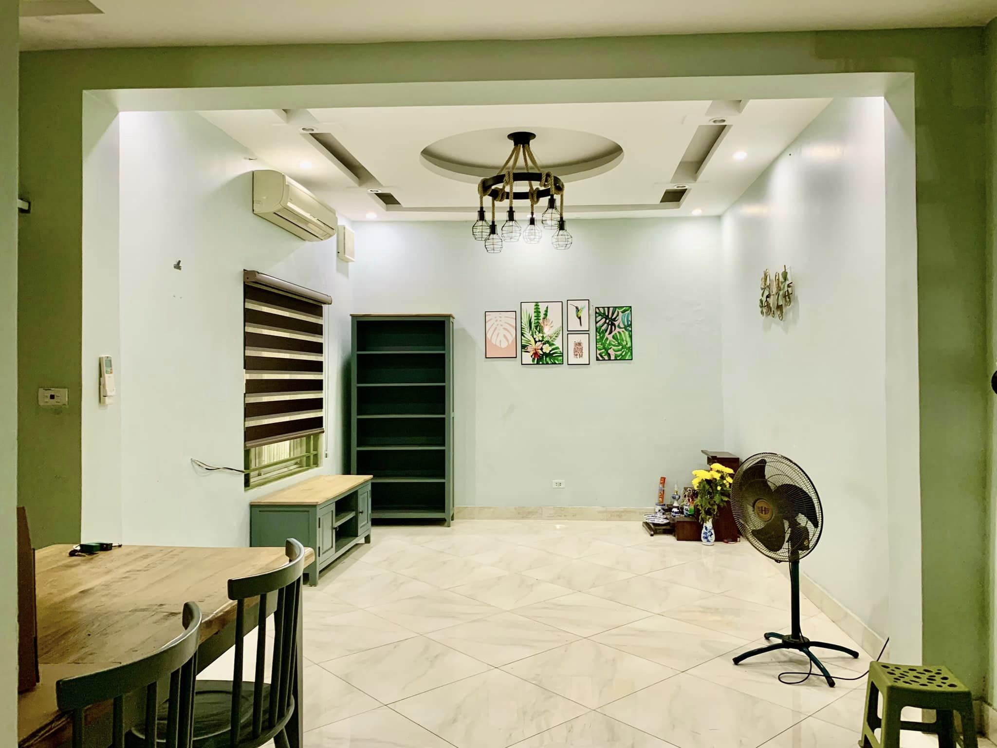 Cho thuê nhà Hàng Chuối Hai Bà Trưng 37m2 x 3 tầng, giá 13.5 triệu