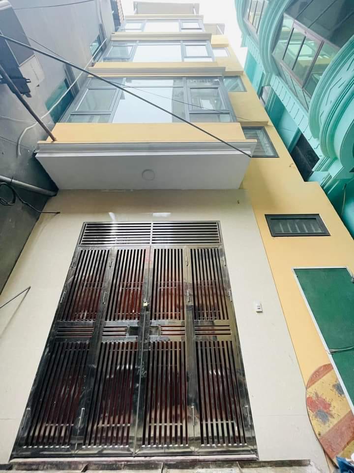 Bán nhà 5 tầng ngõ 92 MINH KHAI- HBT, 39m , mt 5 m hơn 5 tỷ , nhà đẹp gần mặt phố