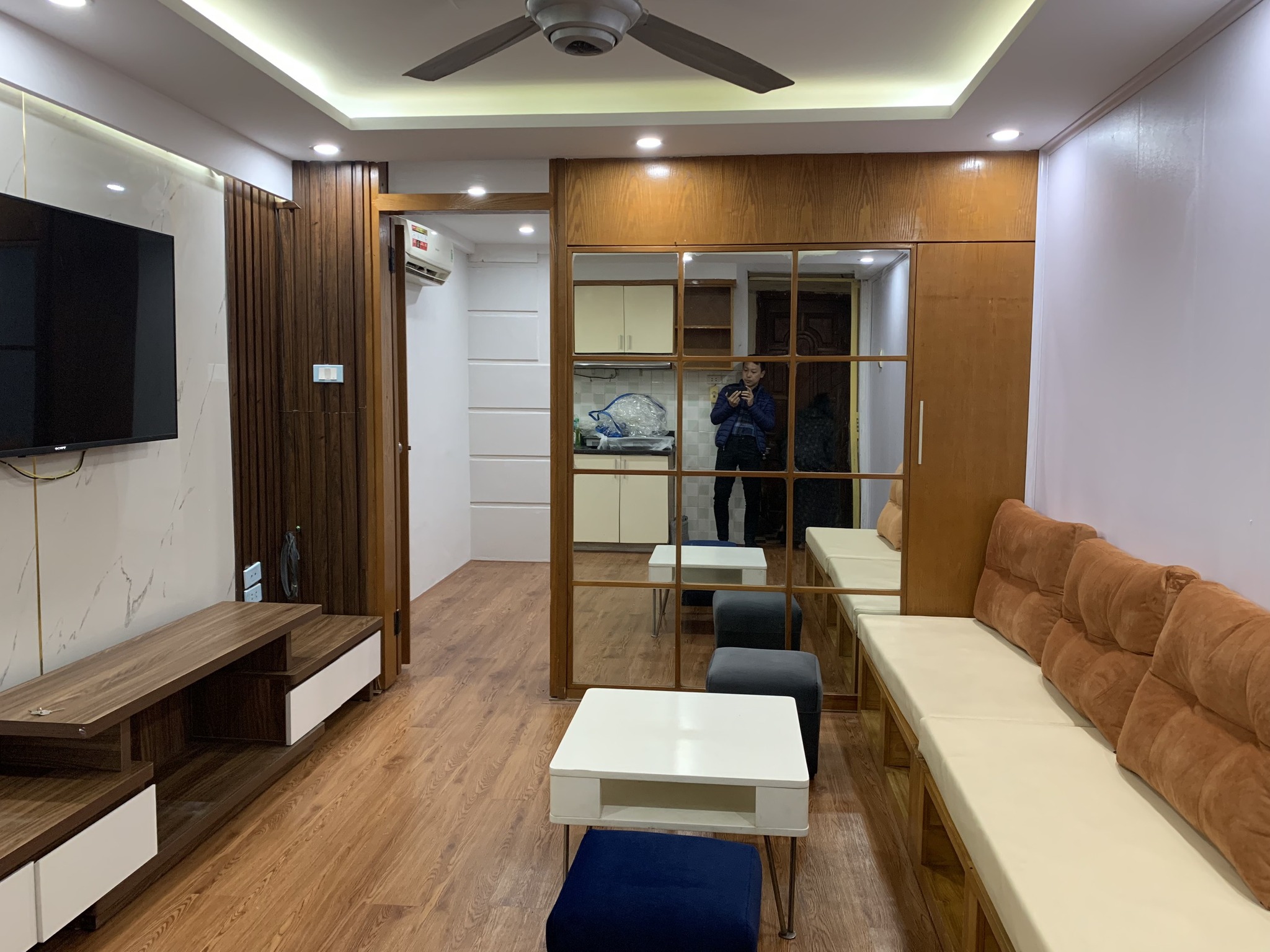 Bán căn hộ tại phố Hồng Mai, 70m2-2 tầng-2 ngủ, 1.45 tỷ