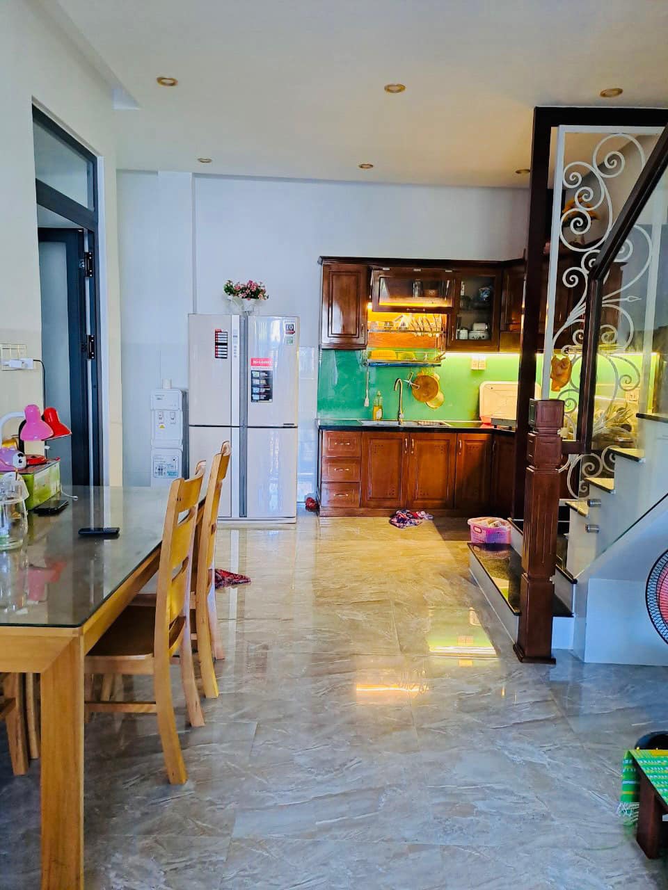 Bán Nhà 3 tầng gần CHợ Ngọc Hiệp . Sieu Thị GO Cách ĐƯờng Lớn Lương ĐỊnh Của 400m