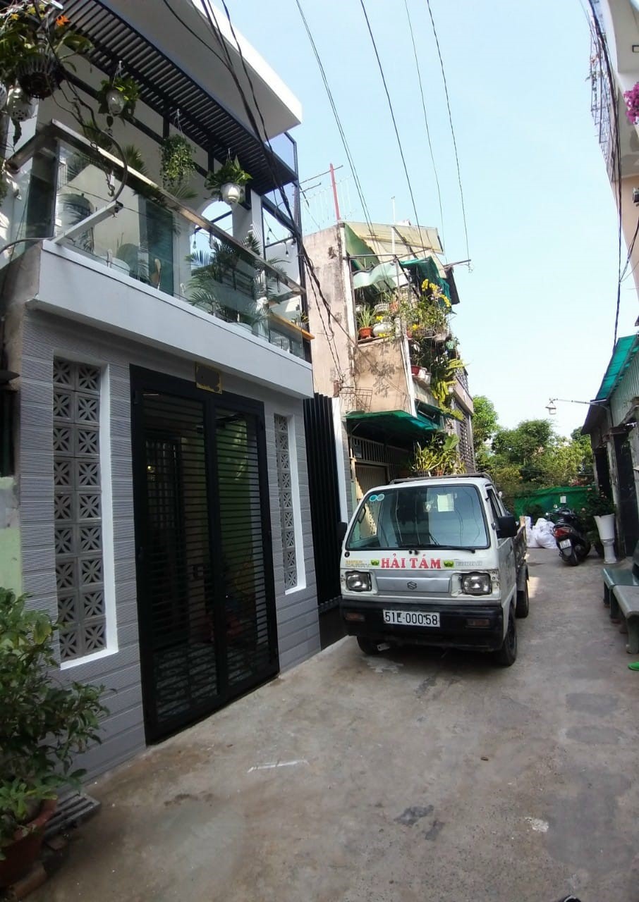 BÁN NHÀ 5 TẦNG HẺM XE HƠI ĐƯỜNG THỐNG NHẤT - 72M2 - 5PN - NHỈNH 7 TỶ