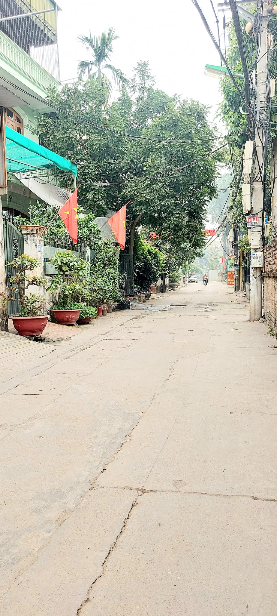 Bán 95 m2 đất khu dân cư đông đúc cạnh ciputra tại ngõ 353 An Dương Vương tây hồ giá chỉ 7.5 tỷ