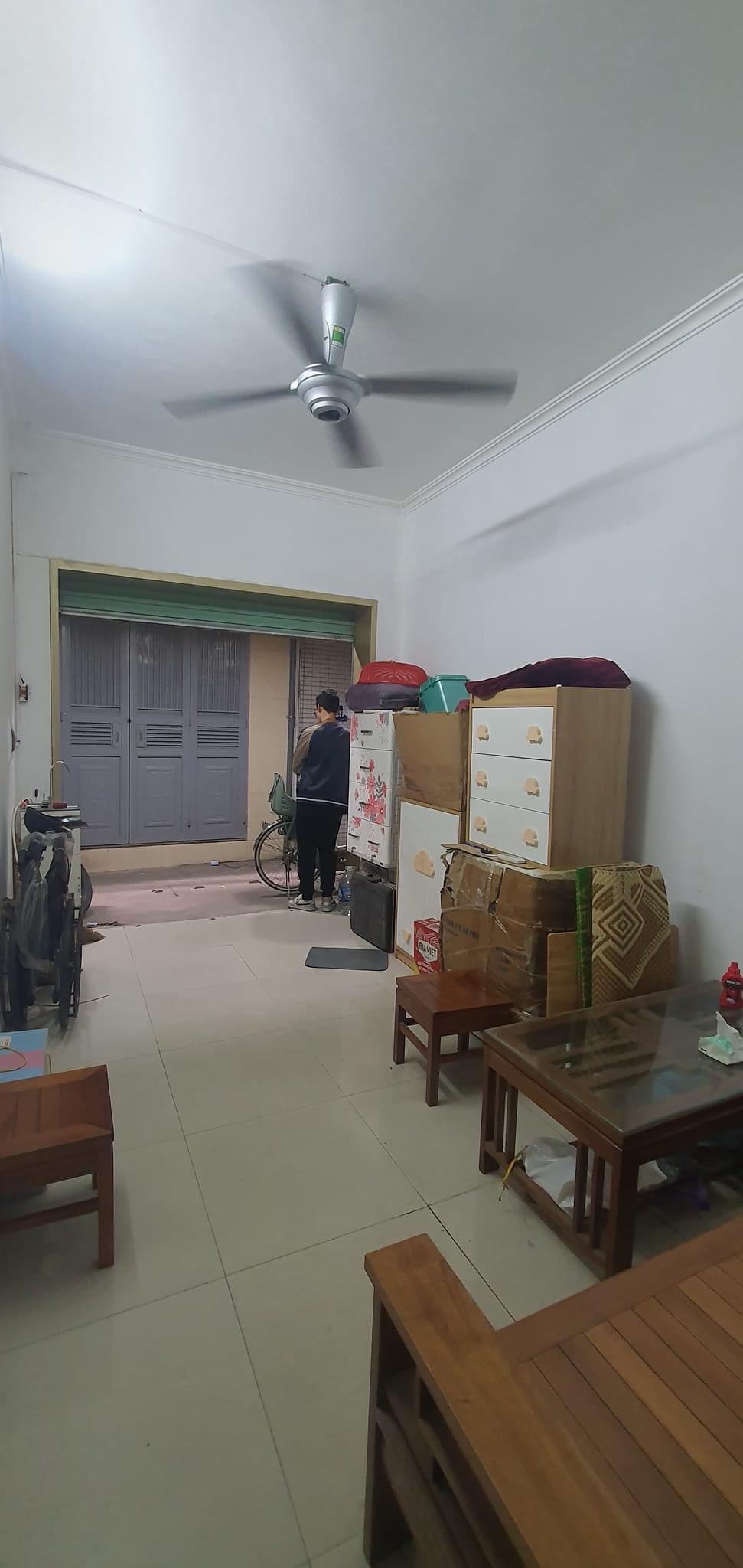 BÁN NHÀ QUAN NHÂN THANH XUÂN CHỈ 2 TỶ NHỈNH - NHÀ 4 TẦNG Ở LUÔN - SỔ ĐỎ RIÊNG