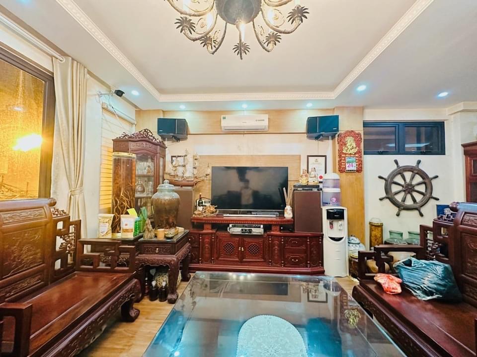 CẦN BÁN NHÀ VÕ CHÍ CÔNG - CẦU GIẤY- LÔ GÓC 3 THOÁNG - NGÕ THÔNG THẲNG TẮP - 4 CHỖ ĐỖ CỬA - KINH DOANH - GẦN PHỐ