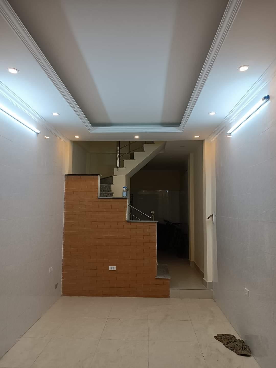 BÁN NHÀ NGÕ 254 MINH KHAI QUẬN HOÀNG MAI - 33M 4 TẦNG - NGÕ THÔNG TỨ TUNG NHÀ DÂN XÂY CHẮC CHẮN SỔ NỞ HẬU