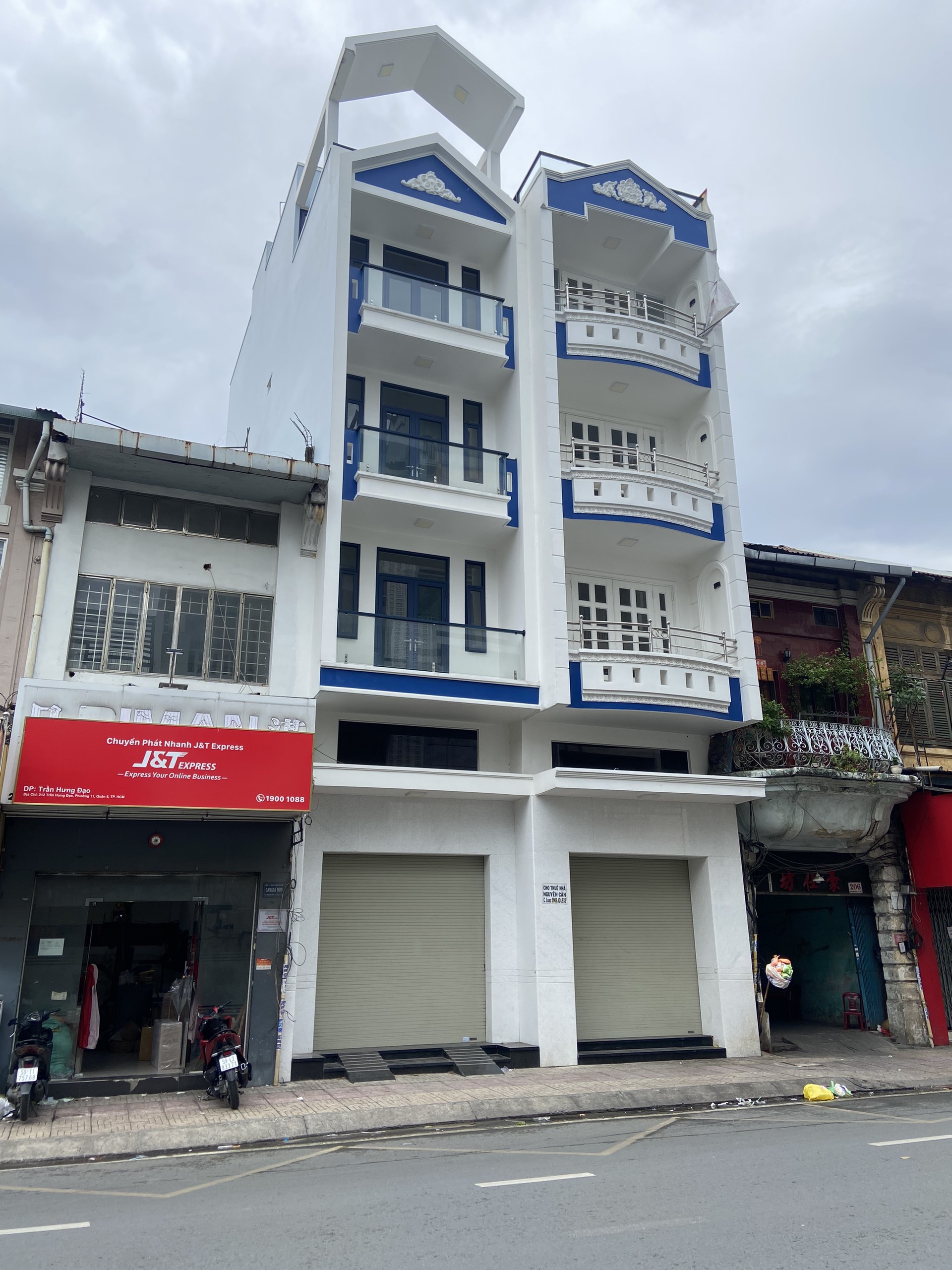Cho thuê MT Trần Hưng Đạo, Quận 5, DT: 7x16m, 3 lầu, giá chỉ 180 triệu