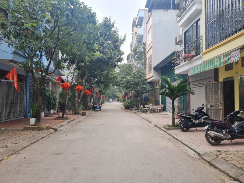 PHÂN LÔ 50m2 - Ô TÔ TRÁNH - KĐT KIẾN HƯNG - DÂN XÂY 2 THOÁNG - VỈA HÈ - KINH DOANH VĂN PHÒNG. 7.5 tỷ