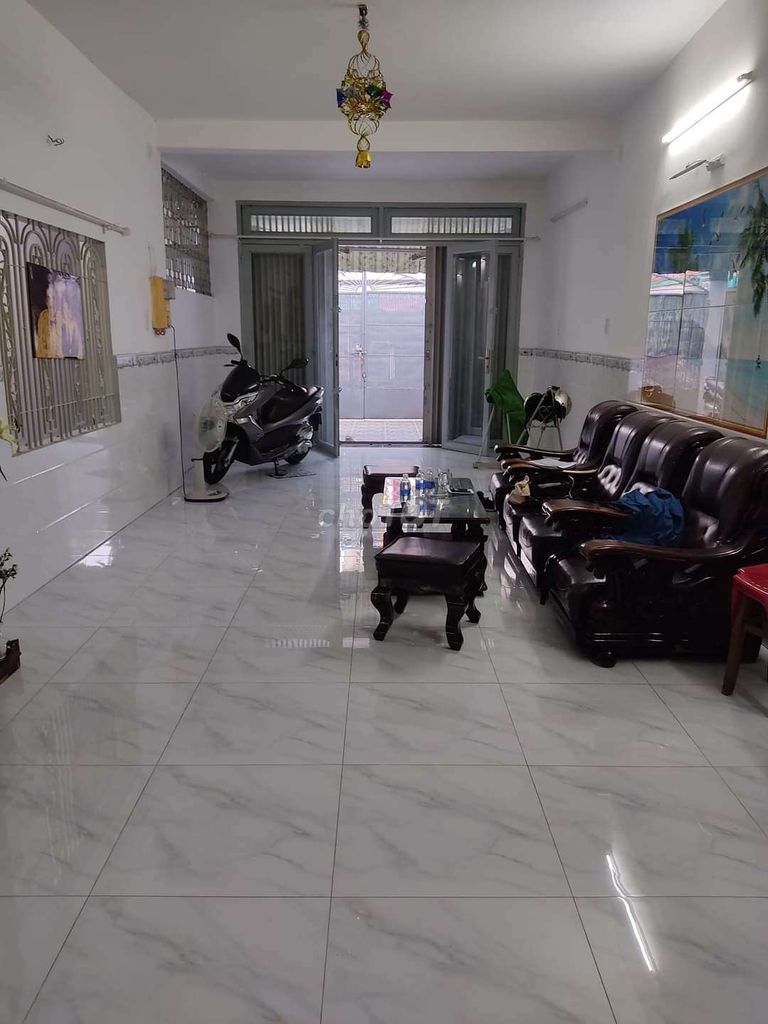 Đất 5 NH 9 x 22 mặt tiền Lý Thường Kiệt, Phường 7, Quận Gò Vấp tặng nhà 2 tầng mới keng chỉ 14 tỷ