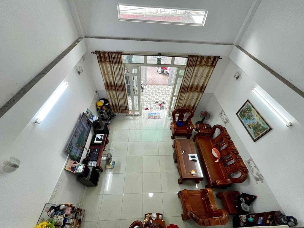 Nhà Đẹp Hẻm Xe Hơi kết cấu hiếm ngang 5m dài 16m S= 80m2 Thống Nhất p16 Gò Vấp - 5tỷ2