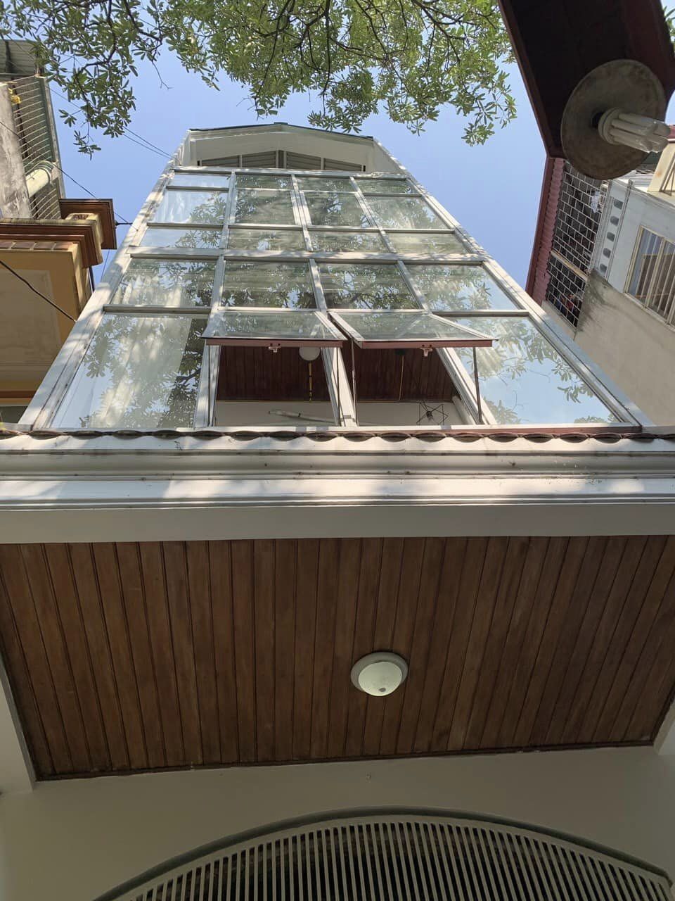 Bán nhà phố Hoàng Hoa Thám DT 30m 4 tầng MT 3m giá 4,75 tỷ