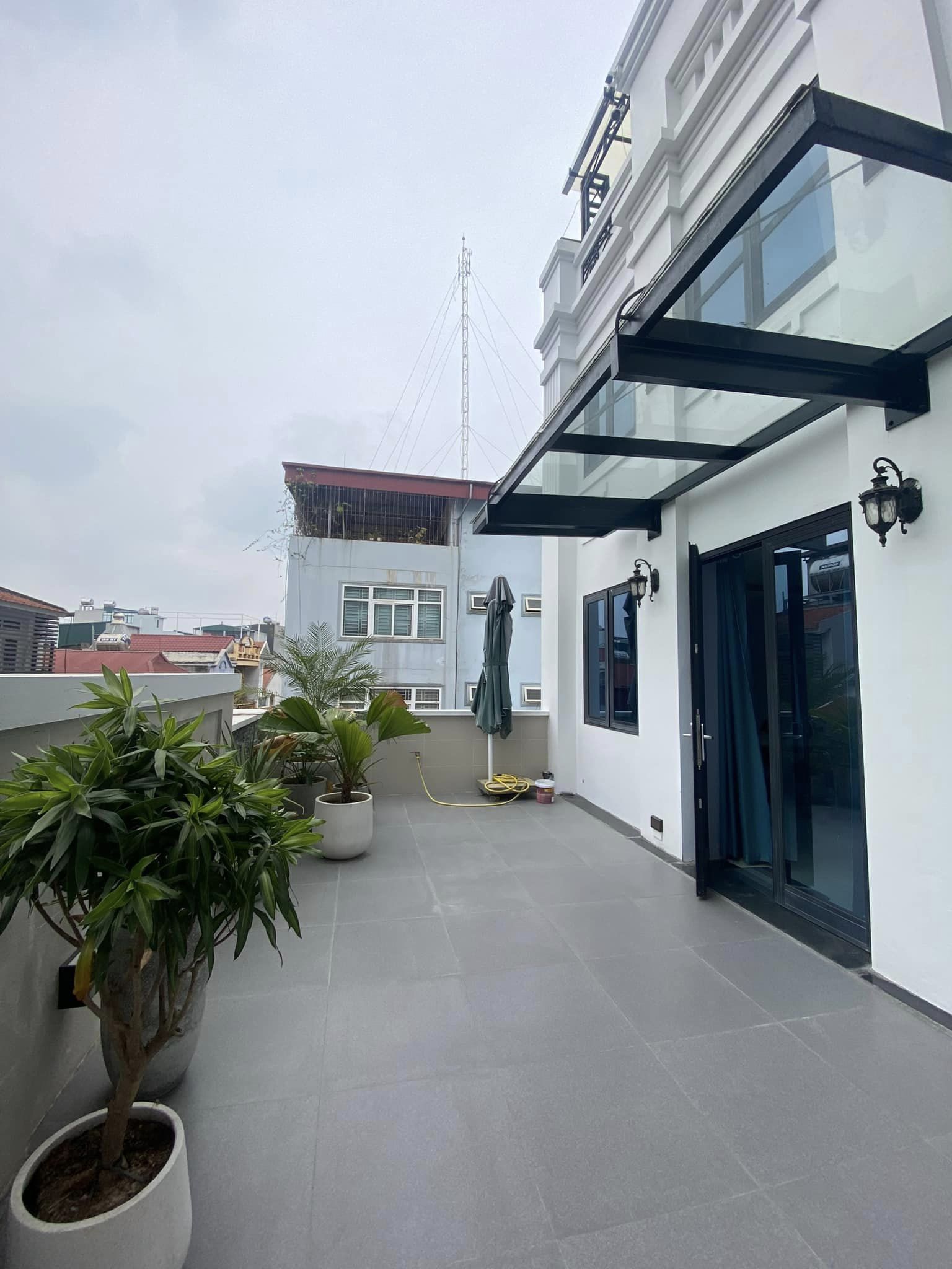 Bán Tòa Nhà Phố Xuân Đỉnh, 7 Tầng Thang máy, Mặt tiền khủng, 148M Chỉ 23 tỷ.