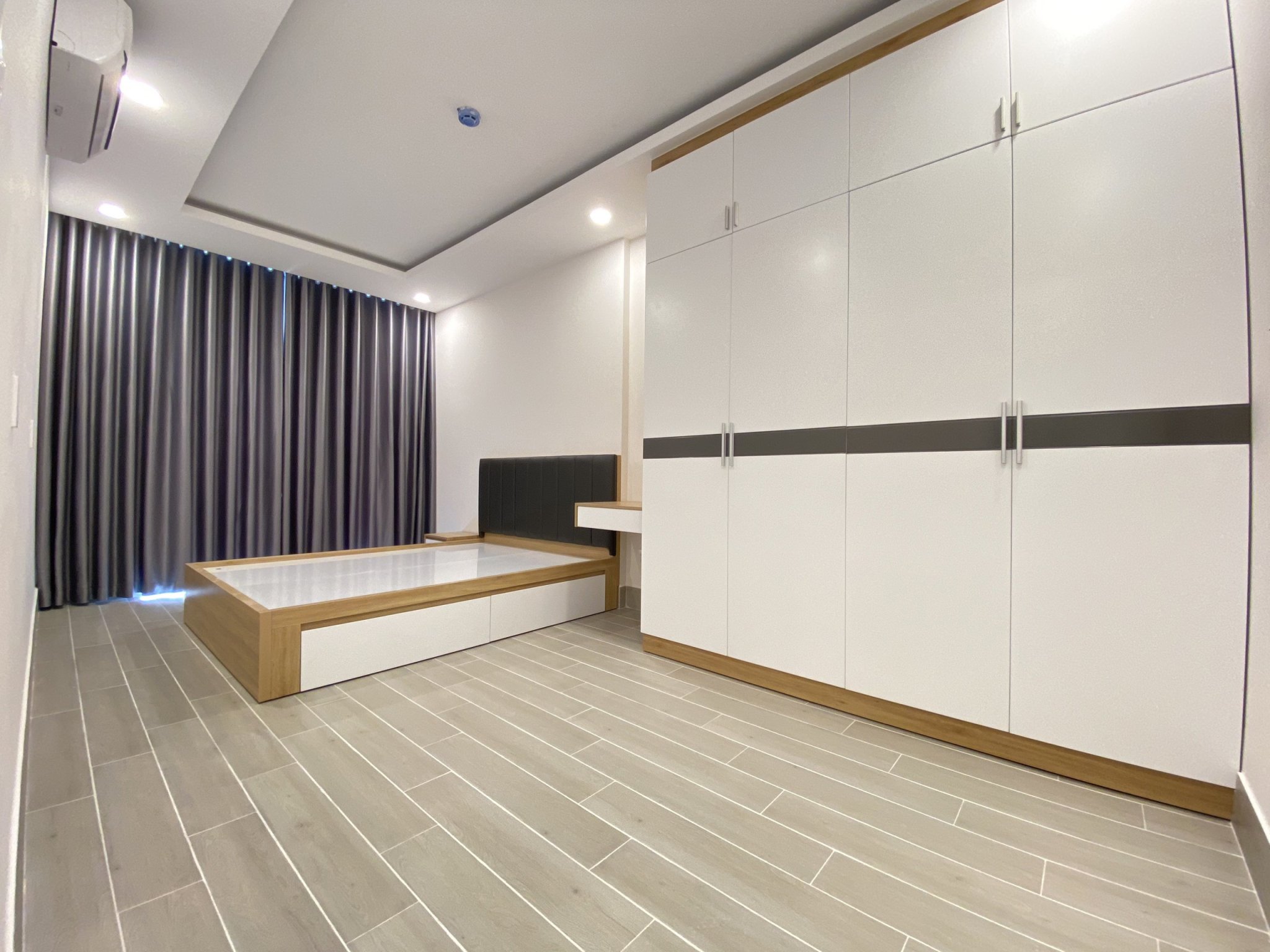 Sang nhượng Lavida Plus 2PN 75m2 - 2 tỷ 9 và 2PN - 3,8 tỷ - 96m2 (gồm 102%) full nội thất 3 tỷ 2