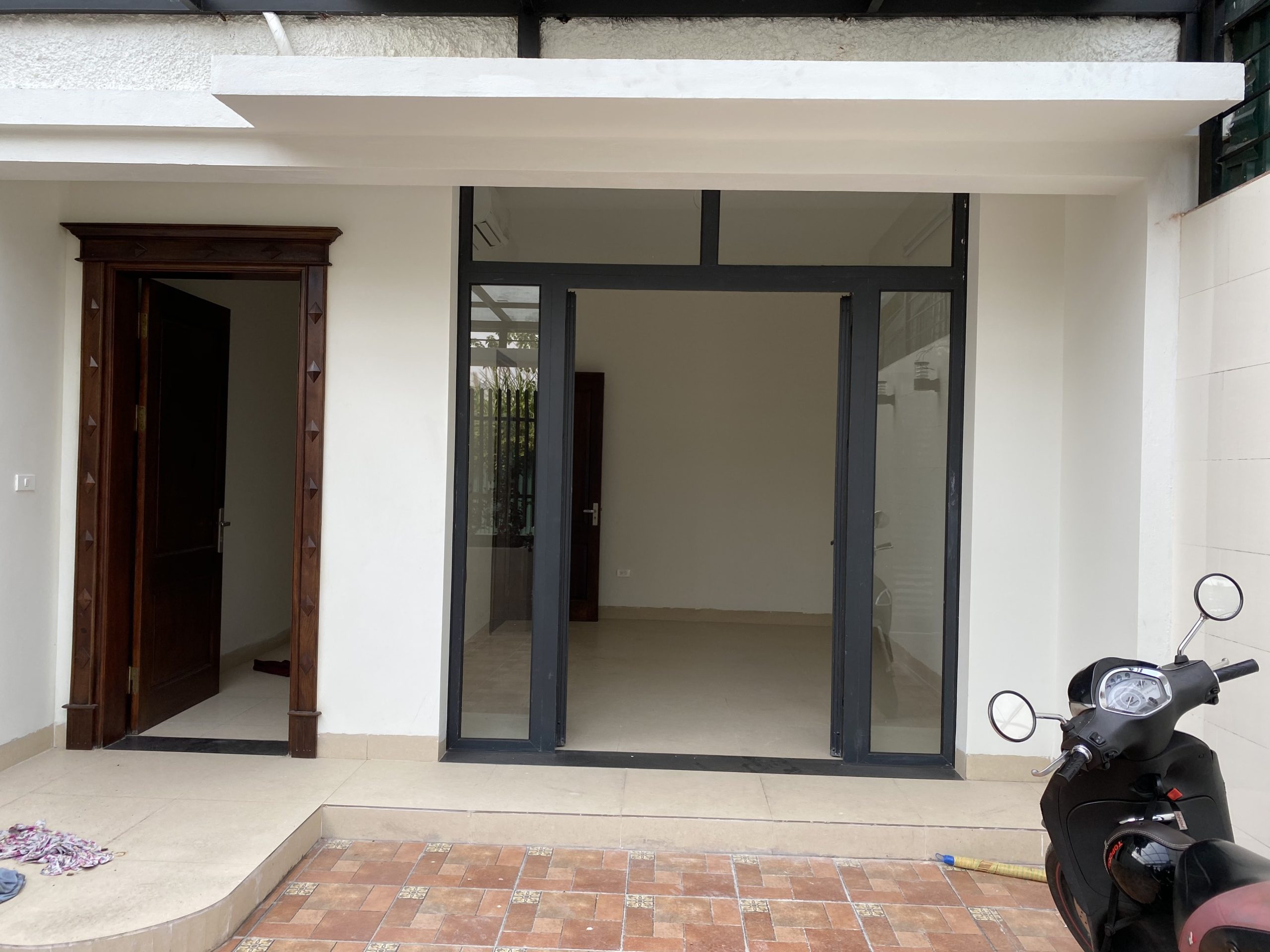 Cho thuê nhà liền kề khu Mễ Trì cạnh Vinhome GreenBay 90m2 giá rẻ